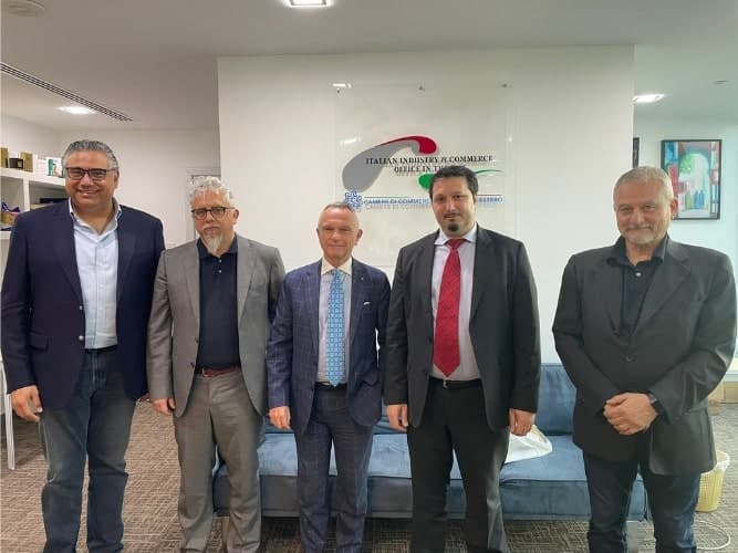 Incontro del direttivo con il Segretario Generale della Camera di Commercio in UAE